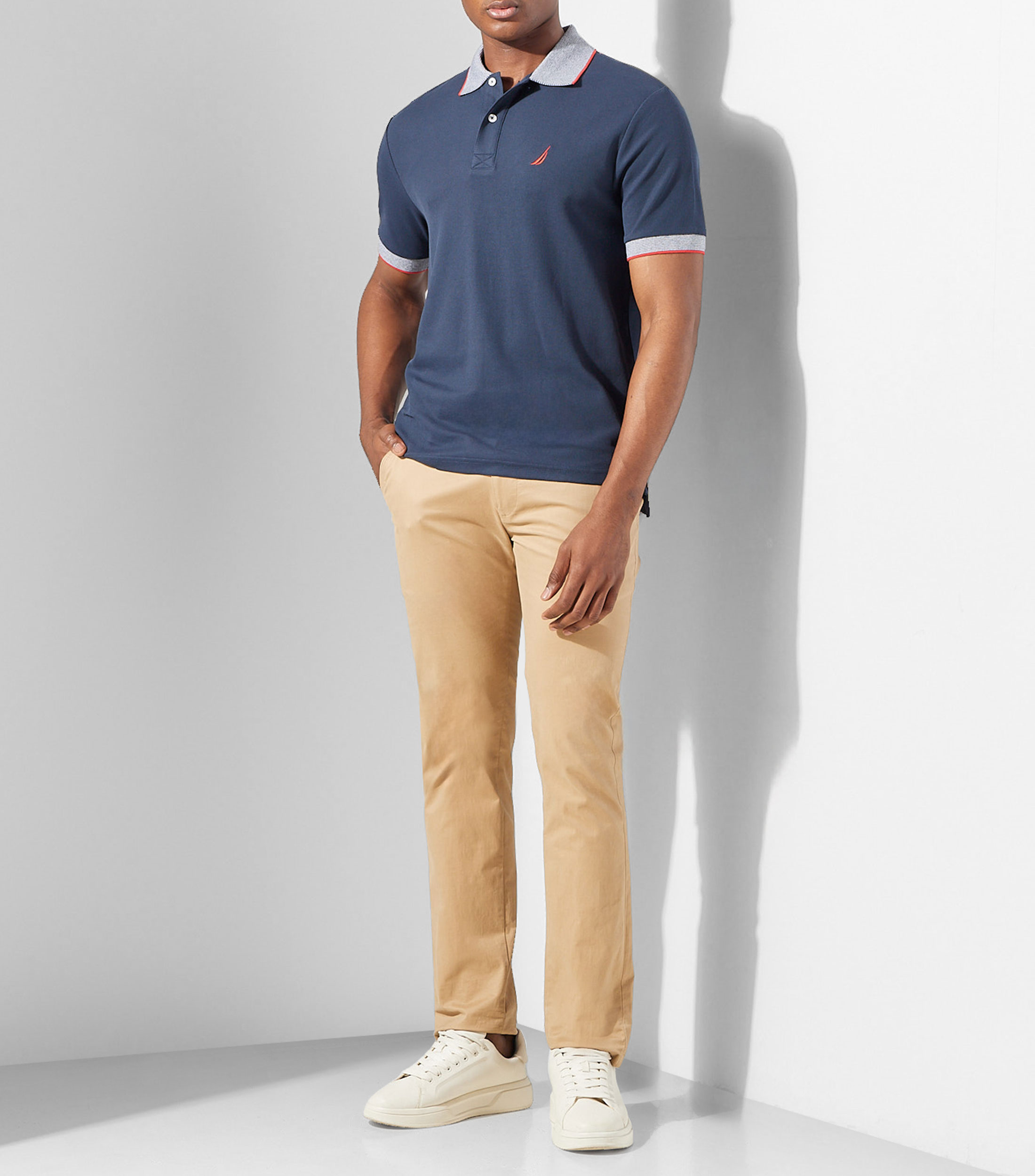 Playera tipo polo manga corta lisa Hombre